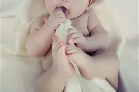 夏季怎么穿可以避免贵阳捐卵宝宝感冒受凉？生病要怎么穿？